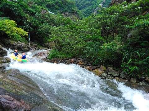 HPV感染率呈现“双峰”分布登热搜，到底几岁接种HPV疫苗最好？